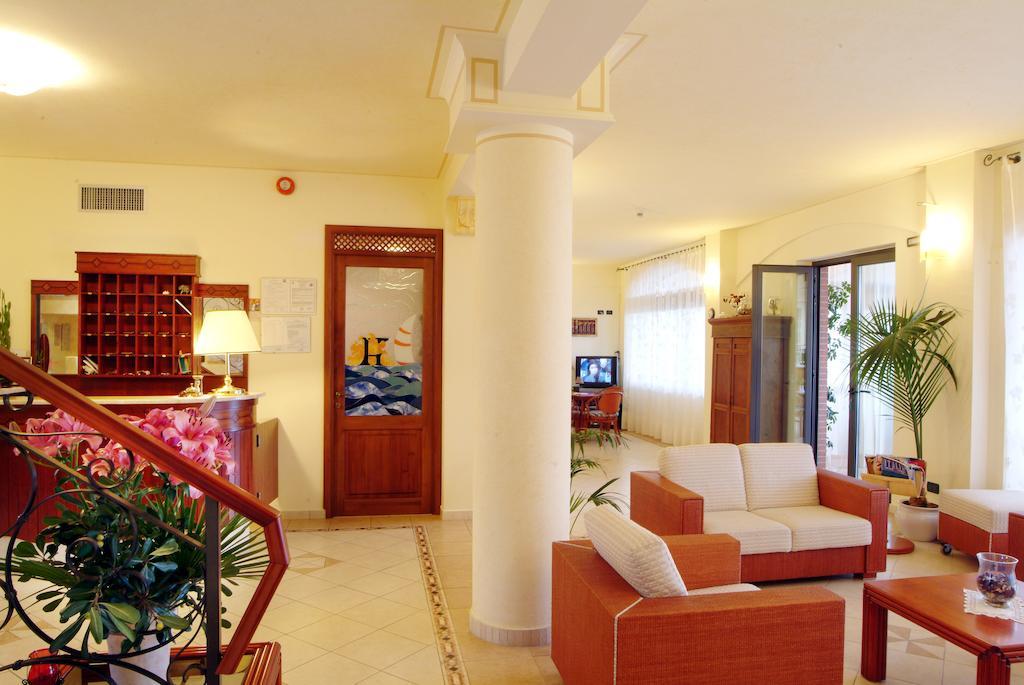 Hotel Parco Delle Cale